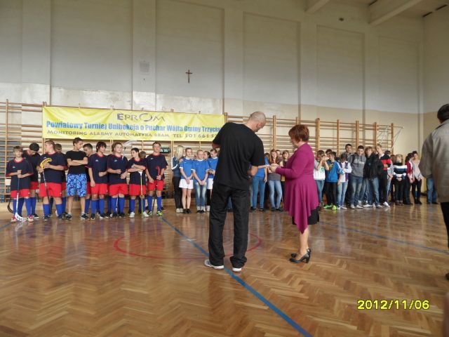 Powiatowe zawody w unihokeja 19