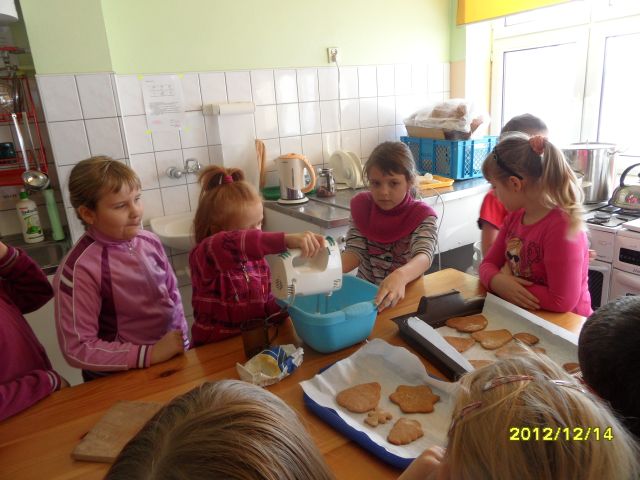 Wypieki pierniczków 10