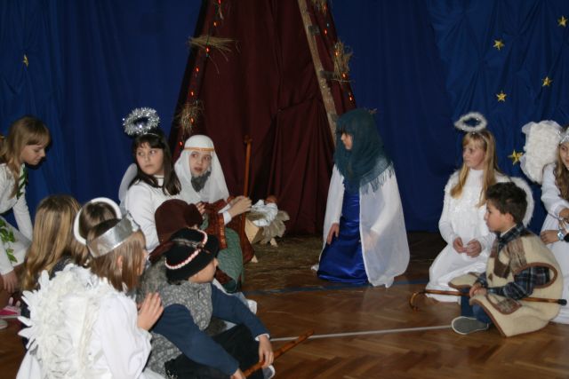 ,Jasełka w wykonaniu uczniów klasy IV 1
