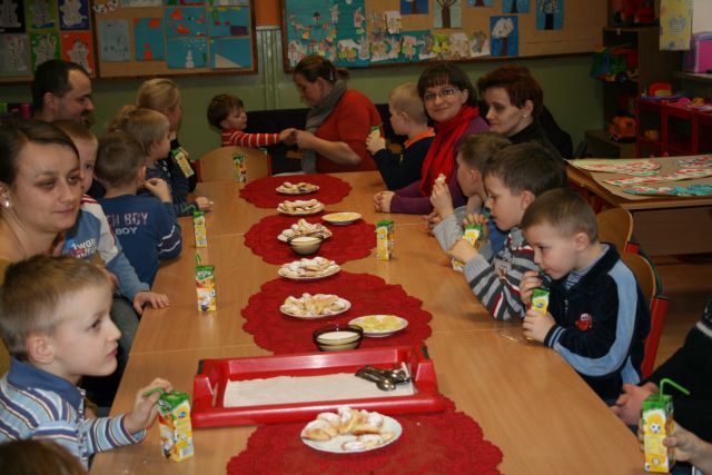 Wspólny poczęstunek 3