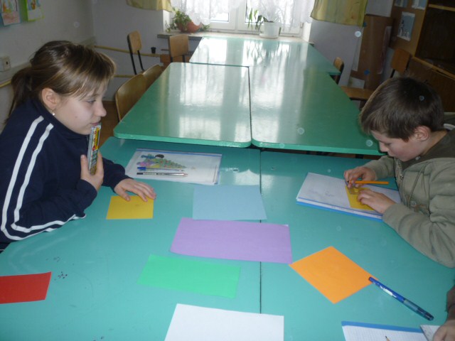 obwód prostokąta _  (4)