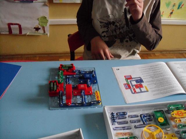 elektronika 7