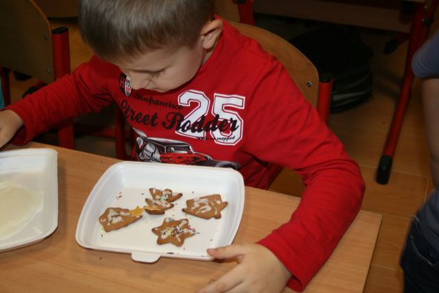 Dekorujemy pierniczki 7