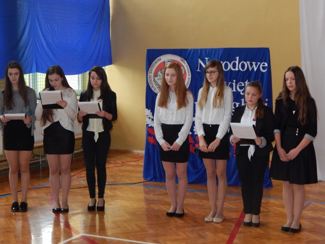 Ślubowanie Klas Pierwszych i Dzień Niepodległość 13