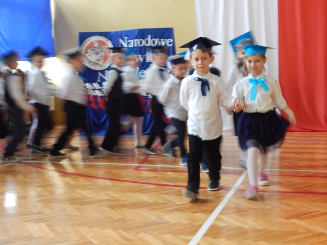 Ślubowanie Klas Pierwszych i Dzień Niepodległość 19