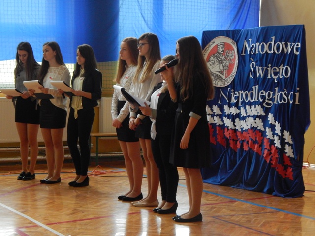 Ślubowanie Klasa Pierwszych I Święto Niepodległość 17