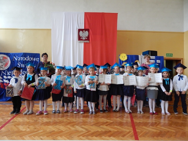 Ślubowanie Klasa Pierwszych I Święto Niepodległość 36