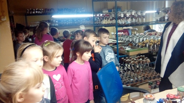 Wyciekczka do fabryki bombek 12